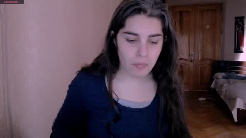 Snapshot of roselina_ chatting on February 8, 2025, 7:15 am Rose online show from February 8, 2025, 7:15 am