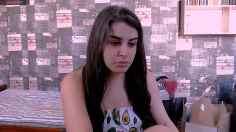 Snapshot of roselina_ chatting on September 23, 2025, 7:22 am Rose online show from September 23, 2025, 7:22 am