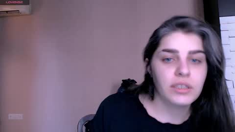 Snapshot of roselina_ chatting on November 16, 2025, 12:55 pm Rose online show from November 16, 2025, 12:55 pm