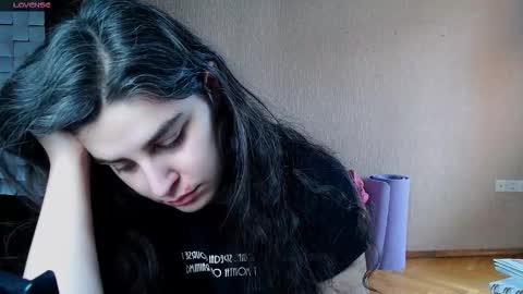 Rose online show from February 10, 2026, 11:03 am