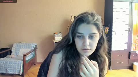 Rose online show from May 25, 2026, 4:57 pm