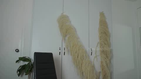 Lyla OF roselinedior online show from September 26, 2025, 3:05 pm