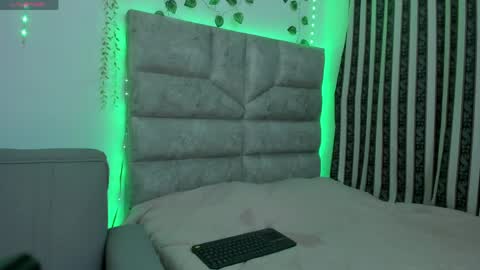 Snapshot of roselyn_caprice chatting on May 29, 2026, 1:47 am roselyn online show from May 29, 2026, 1:47 am