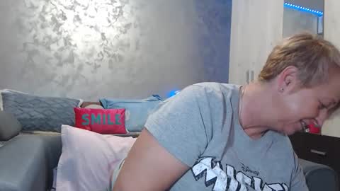 Lovepinklilly online show from February 24, 2026, 6:28 pm