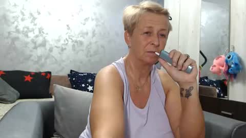 Lovepinklilly online show from August 1, 2026, 5:23 pm