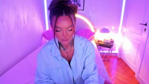 Snapshot of rosetatt chatting on July 24, 2026, 3:37 am Nataly online show from July 24, 2026, 3:37 am