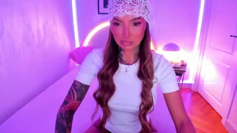Snapshot of rosetatt chatting on July 29, 2026, 3:15 am Nataly online show from July 29, 2026, 3:15 am