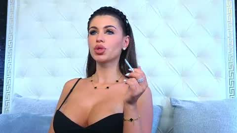 Snapshot of rosevanessa chatting on July 28, 2026, 2:13 pm Gabriela online show from July 28, 2026, 2:13 pm