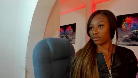 rosi_cooper online show from April 30, 2026, 11:05 am