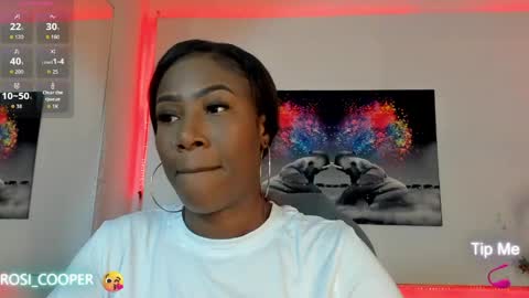 Snapshot of rosi_cooper chatting on May 24, 2026, 10:42 am rosi_cooper online show from May 24, 2026, 10:42 am