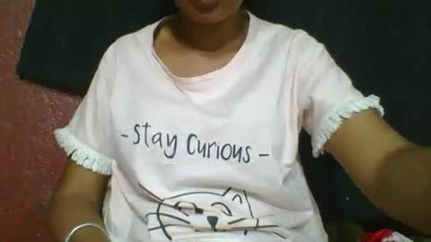 rosia685234 online show from January 6, 2026, 5:44 am