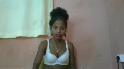 rosia online show from March 9, 2025, 9:36 pm