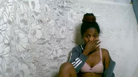 rosia online show from November 4, 2025, 1:59 am