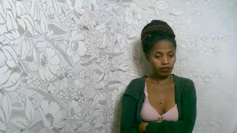 rosia online show from November 9, 2025, 9:02 pm