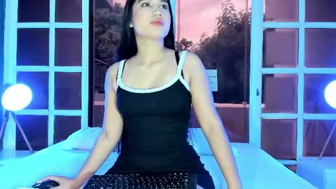 Snapshot of rosie_chell chatting on June 8, 2026, 11:54 am Rosie online show from June 8, 2026, 11:54 am