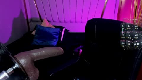 rosie_jhons online show from May 2, 2026, 3:33 am