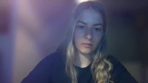 Snapshot of rosie_june chatting on February 3, 2025, 11:09 am Rosie online show from February 3, 2025, 11:09 am