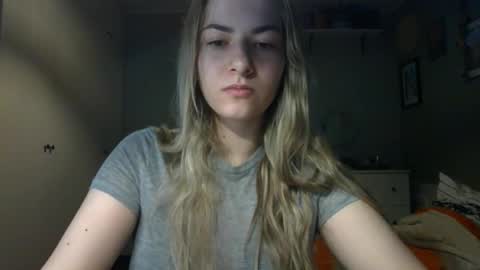 Rosie online show from December 19, 2025, 8:21 am