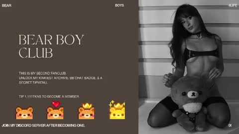 Snapshot of rosiebones chatting on July 24, 2026, 9:57 pm Rosie Bones online show from July 24, 2026, 9:57 pm