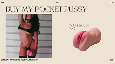 Snapshot of rosiebones chatting on July 30, 2026, 7:13 pm Rosie Bones online show from July 30, 2026, 7:13 pm