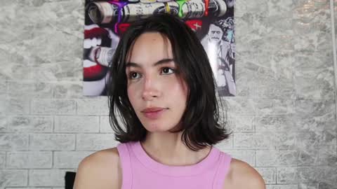 Snapshot of ross_b1 chatting on February 3, 2025, 5:40 am ROSS - online show from February 3, 2025, 5:40 am