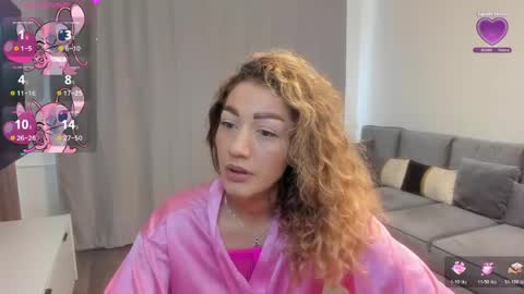 Snapshot of rossana_doll chatting on May 10, 2026, 7:35 am Rossa online show from May 10, 2026, 7:35 am