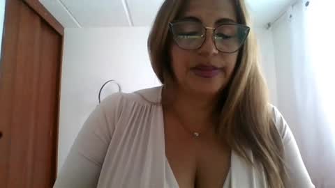 Rossana  online show from February 26, 2025, 7:38 pm
