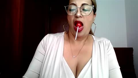 Rossana  online show from May 14, 2026, 12:56 pm