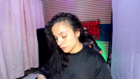 Snapshot of rosse_25 chatting on September 17, 2025, 5:14 pm Would you like to help me with supplementation and sports suits so I can compete in powerlifting online show from September 17, 2025, 5:14 pm