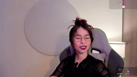 Snapshot of rosse_98_ chatting on June 29, 2026, 2:50 pm Miss Rosse online show from June 29, 2026, 2:50 pm