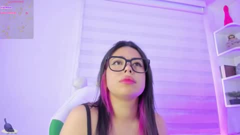   online show from September 9, 2025, 7:13 pm