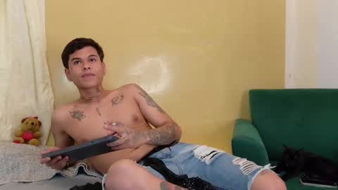 Snapshot of rosse_dredd chatting on March 8, 2026, 2:04 am Anal for the first time 40000tks online show from March 8, 2026, 2:04 am