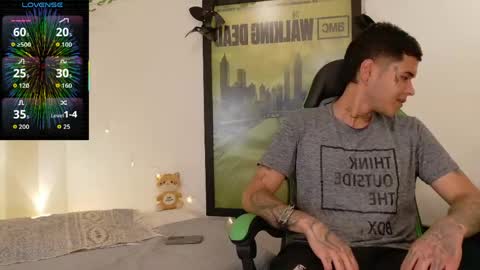 Snapshot of rosse_dredd chatting on March 24, 2026, 1:43 am Anal for the first time 40000tks online show from March 24, 2026, 1:43 am