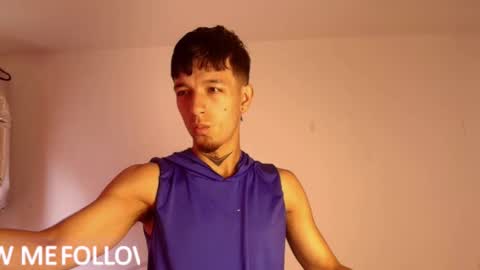 rosse_one online show from November 2, 2025, 5:59 pm