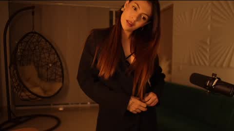 Rossey online show from February 7, 2025, 4:16 am