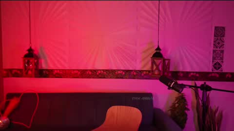 Rossey online show from March 3, 2025, 4:14 am