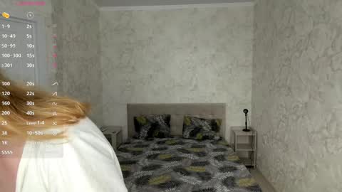 Snapshot of rossylume chatting on May 25, 2026, 3:51 pm Alice online show from May 25, 2026, 3:51 pm