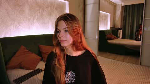 Snapshot of rosy_black_ chatting on December 7, 2024, 8:11 am rosy_black_ online show from December 7, 2024, 8:11 am