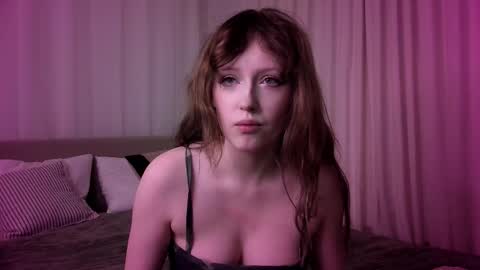 Snapshot of rosy_petal chatting on March 7, 2026, 2:58 pm rosy_petal online show from March 7, 2026, 2:58 pm