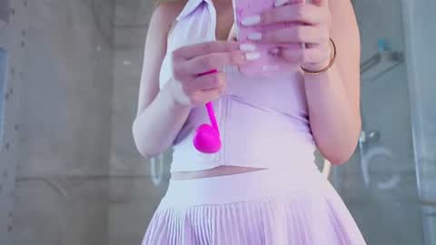 Snapshot of rosyemily chatting on June 16, 2026, 11:35 am Hi Im Maria Check my Bio online show from June 16, 2026, 11:35 am