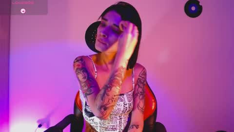 rot_wallace online show from September 22, 2025, 12:12 am