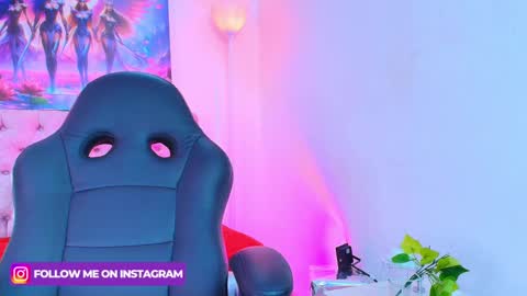 Snapshot of roulyy chatting on January 24, 2025, 10:41 pm JESSY ROULY online show from January 24, 2025, 10:41 pm