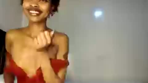 Snapshot of roundbootie chatting on July 25, 2026, 6:27 pm roundbootie online show from July 25, 2026, 6:27 pm