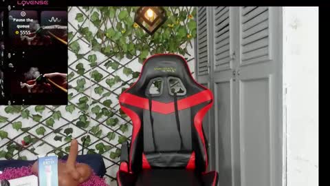 Snapshot of rous_55 chatting on November 26, 2025, 12:17 pm Rous online show from November 26, 2025, 12:17 pm