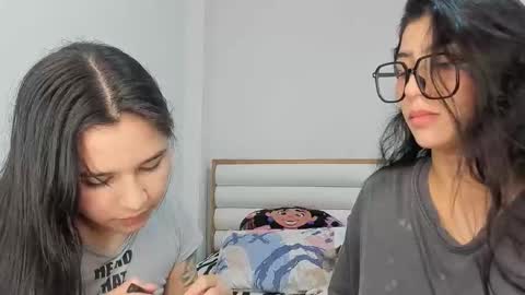 rous_and_sweet09 online show from April 28, 2026, 4:06 am