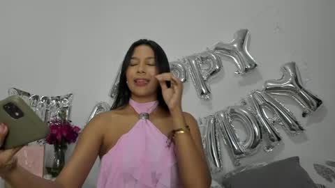 Snapshot of rouse_46 chatting on April 8, 2026, 9:15 pm Rouse online show from April 8, 2026, 9:15 pm