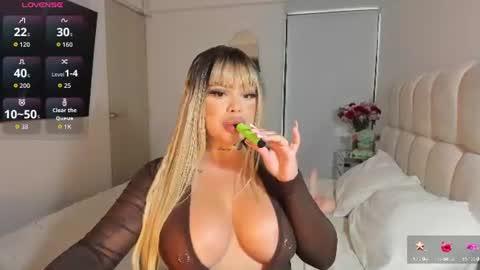 Snapshot of rouse_hallberg_ chatting on June 30, 2026, 10:11 pm DREAM online show from June 30, 2026, 10:11 pm