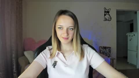 Snapshot of rousereed chatting on June 5, 2026, 6:52 am Rouse online show from June 5, 2026, 6:52 am