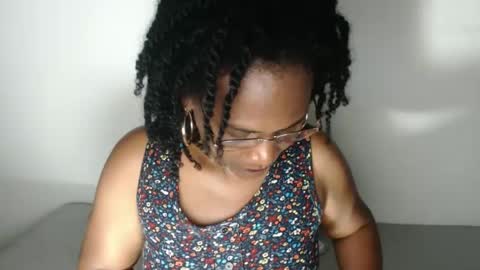 luxa online show from March 6, 2025, 1:05 am