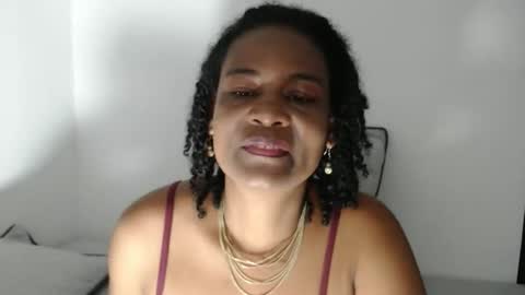 luxa online show from December 20, 2025, 12:34 pm